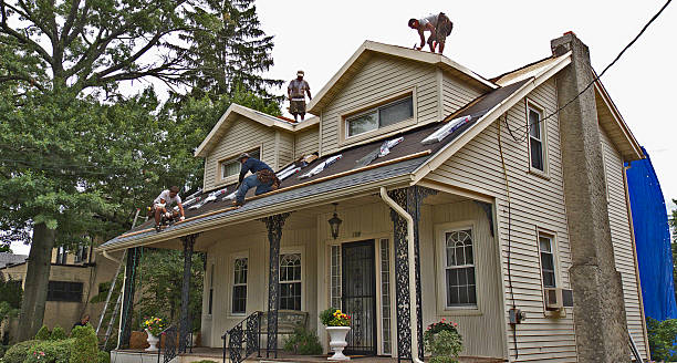 Best Shingle Roofing Installation  in Raymond, WI